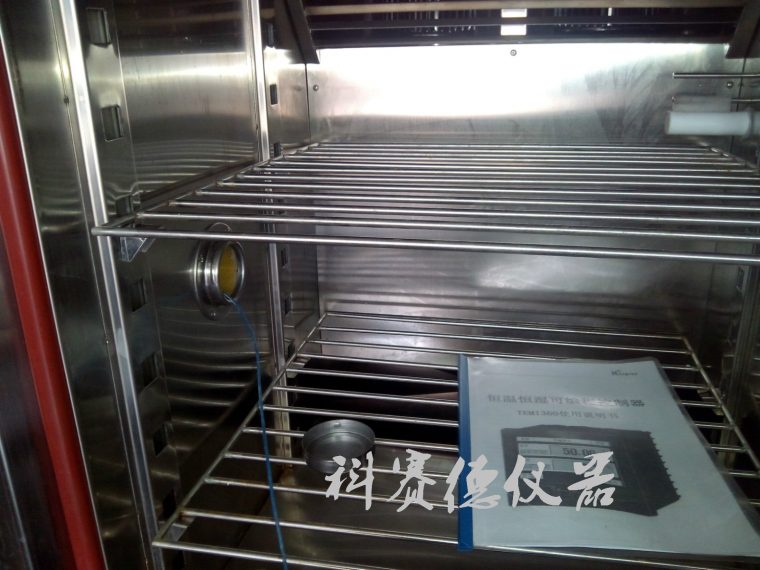 LED高低溫濕熱試驗(yàn)箱圖二